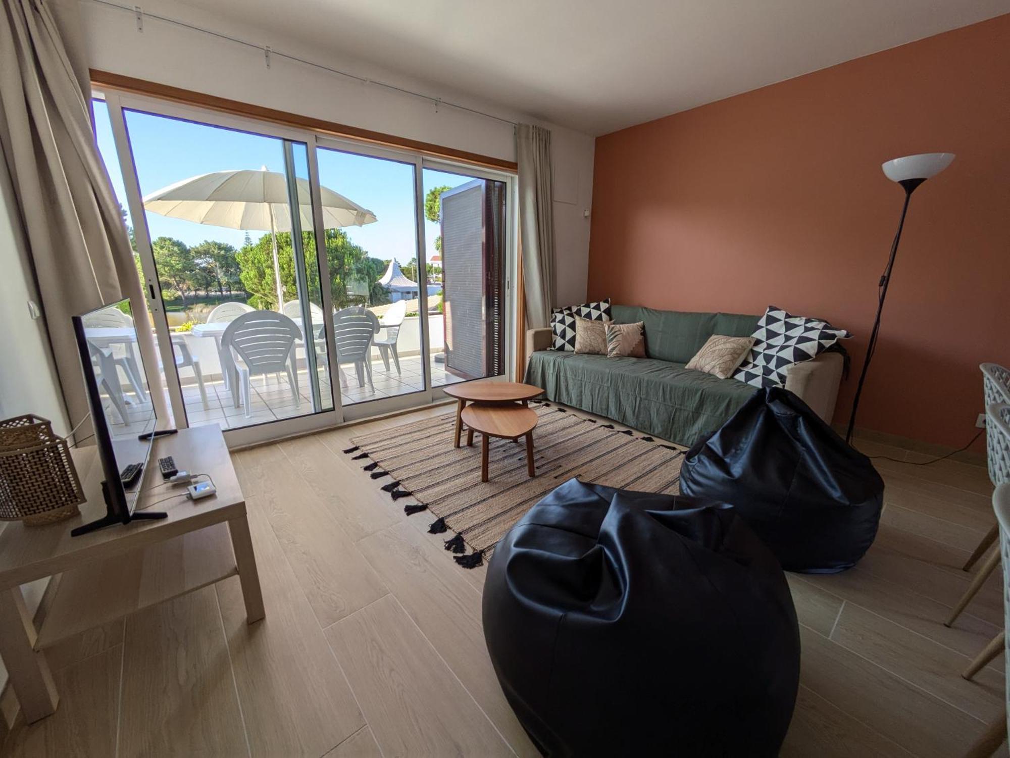 Private Lake Condo Apartment - Troia Exteriör bild